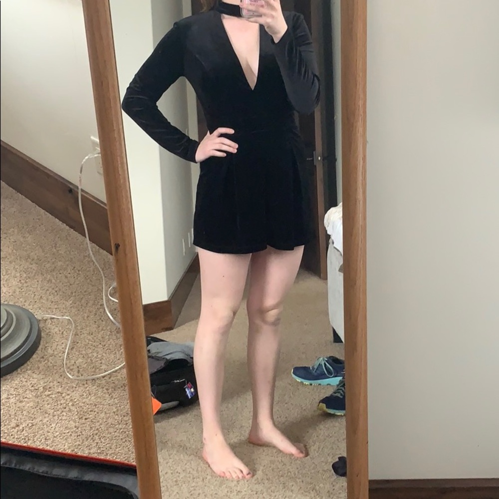 Gianni Bini Sexy Black Velvet Long Sleeved Romper!